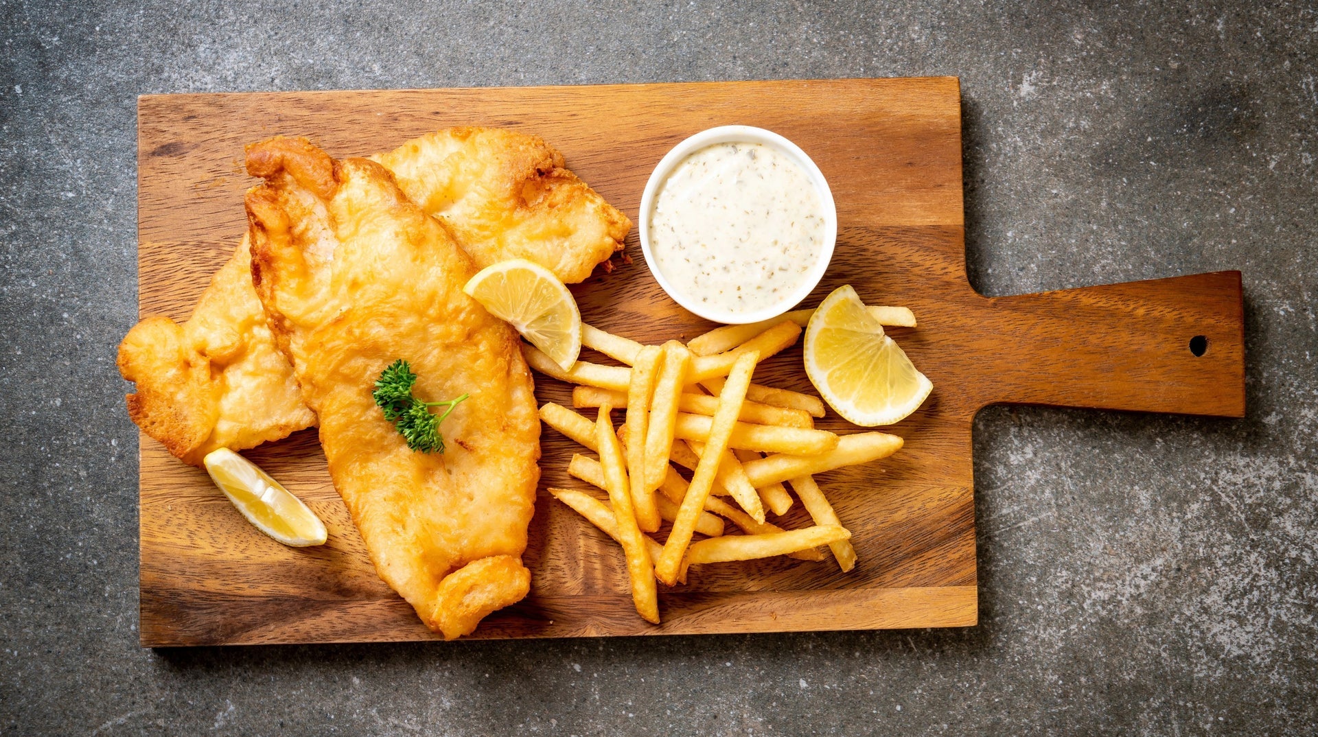 Klassisk brittisk fish and chips med AIVIQ Premio Dual AirFryer