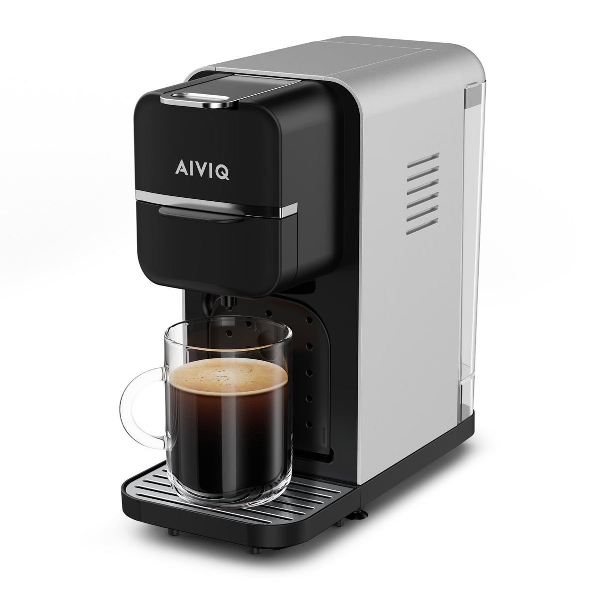 MultiBrew: snett framifrån mot vit bakgrund
